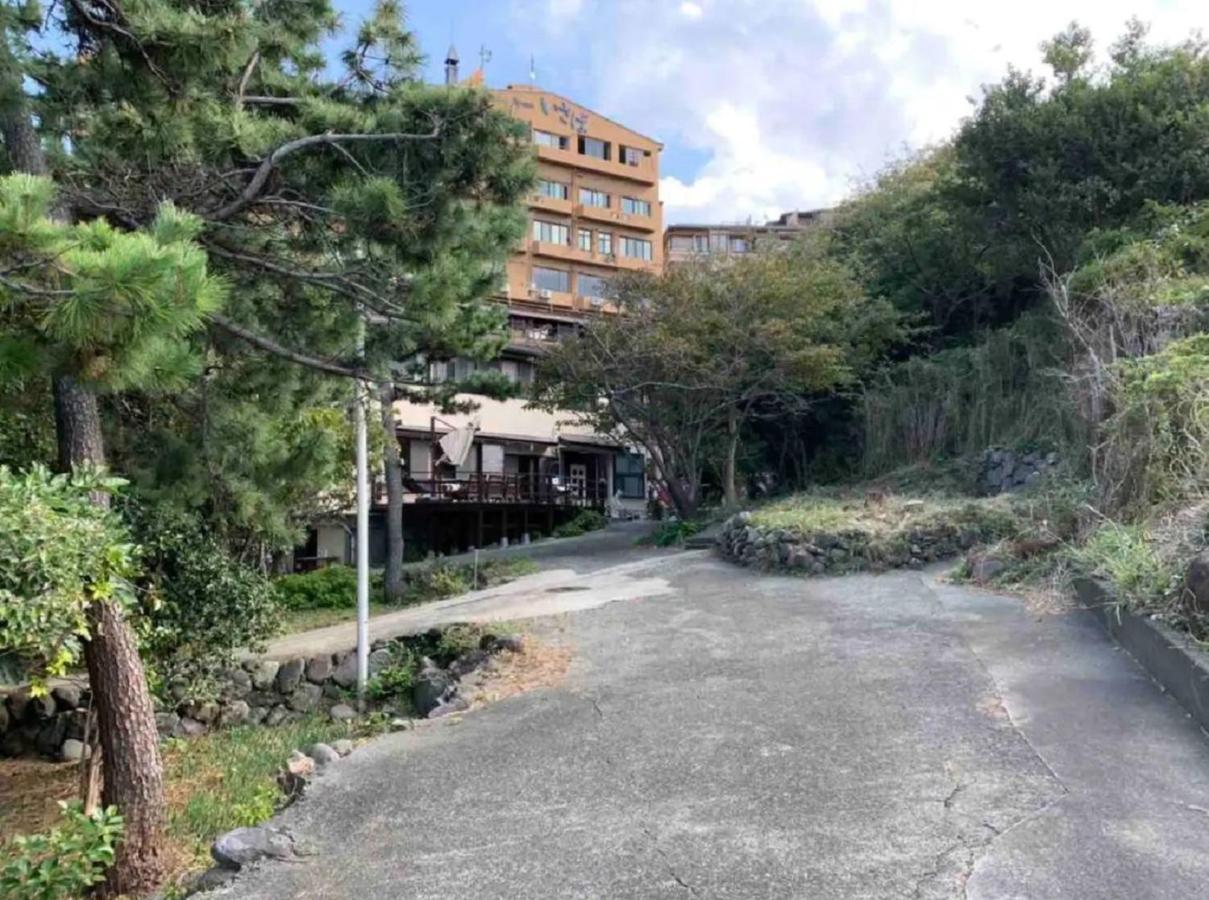 遙かな亭 Villa Нумадзу Екстериор снимка